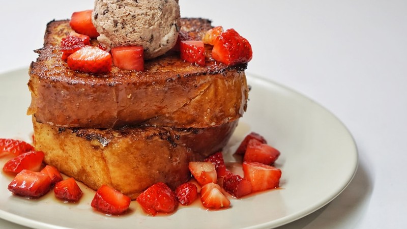 Brioche perdue au four fruits rouges