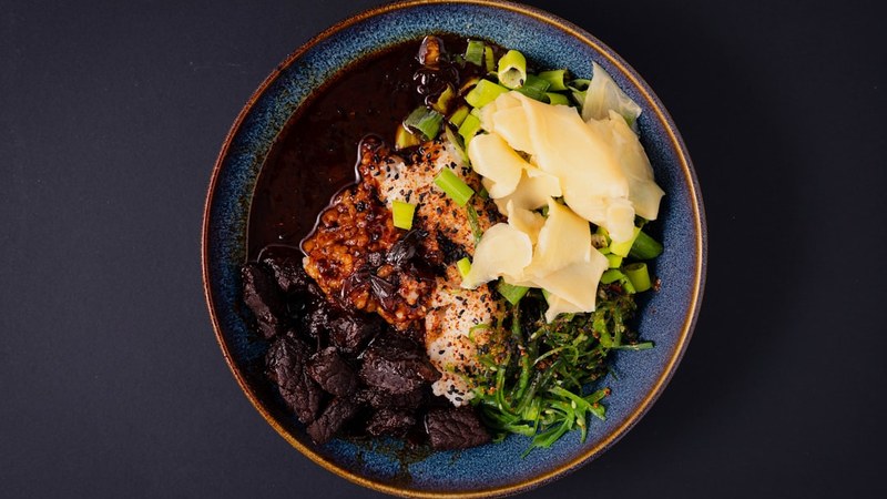 Riz noir edamame et sauce sésame tamari