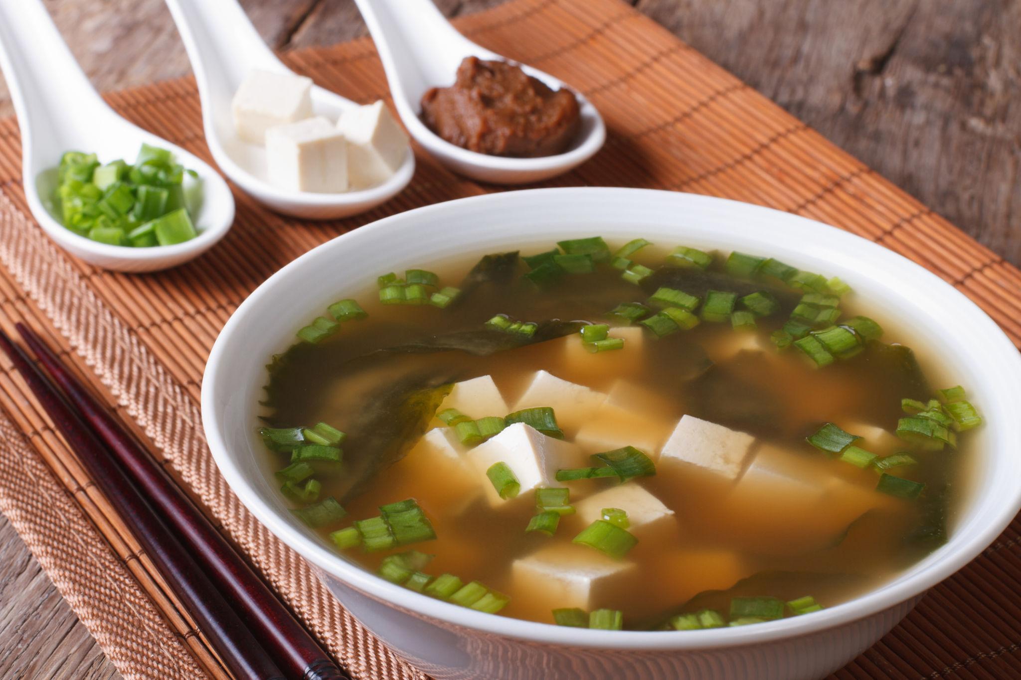 Soupe miso tofu wakamé